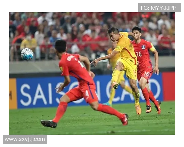 2018年世界杯预选赛中国足球队对阵香港队精彩回顾与赛后分析