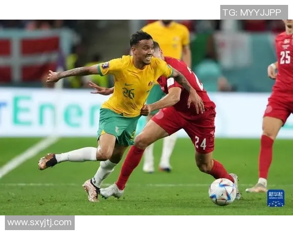 丹麦与澳大利亚足球比赛现场直播全程回顾及精彩瞬间分析