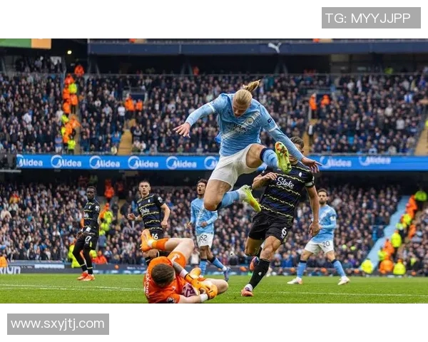 曼联逆袭击败曼城斩获英超夺冠关键胜利