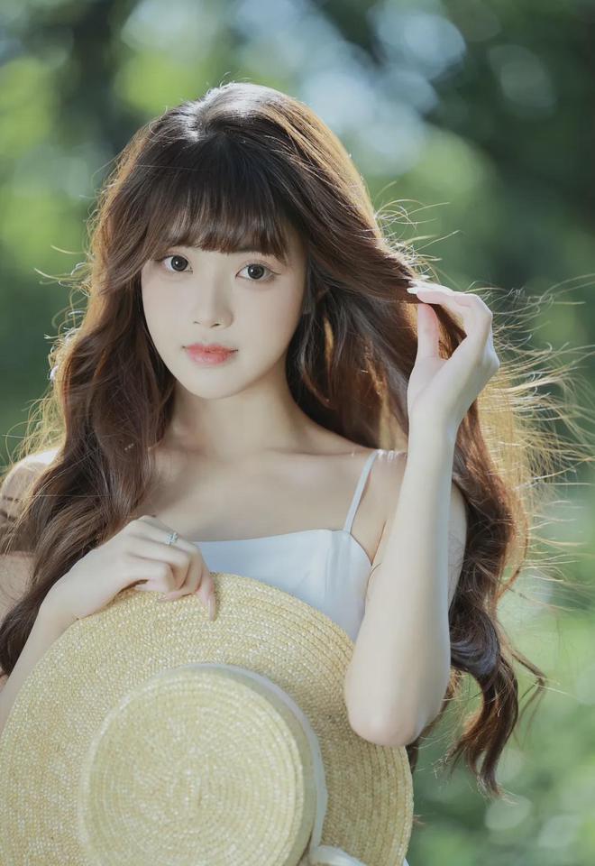 美女露0的身体无挡做运动  美女露0的身体无挡做运动下载安卓版破解版V皇冠体育下载(图1)